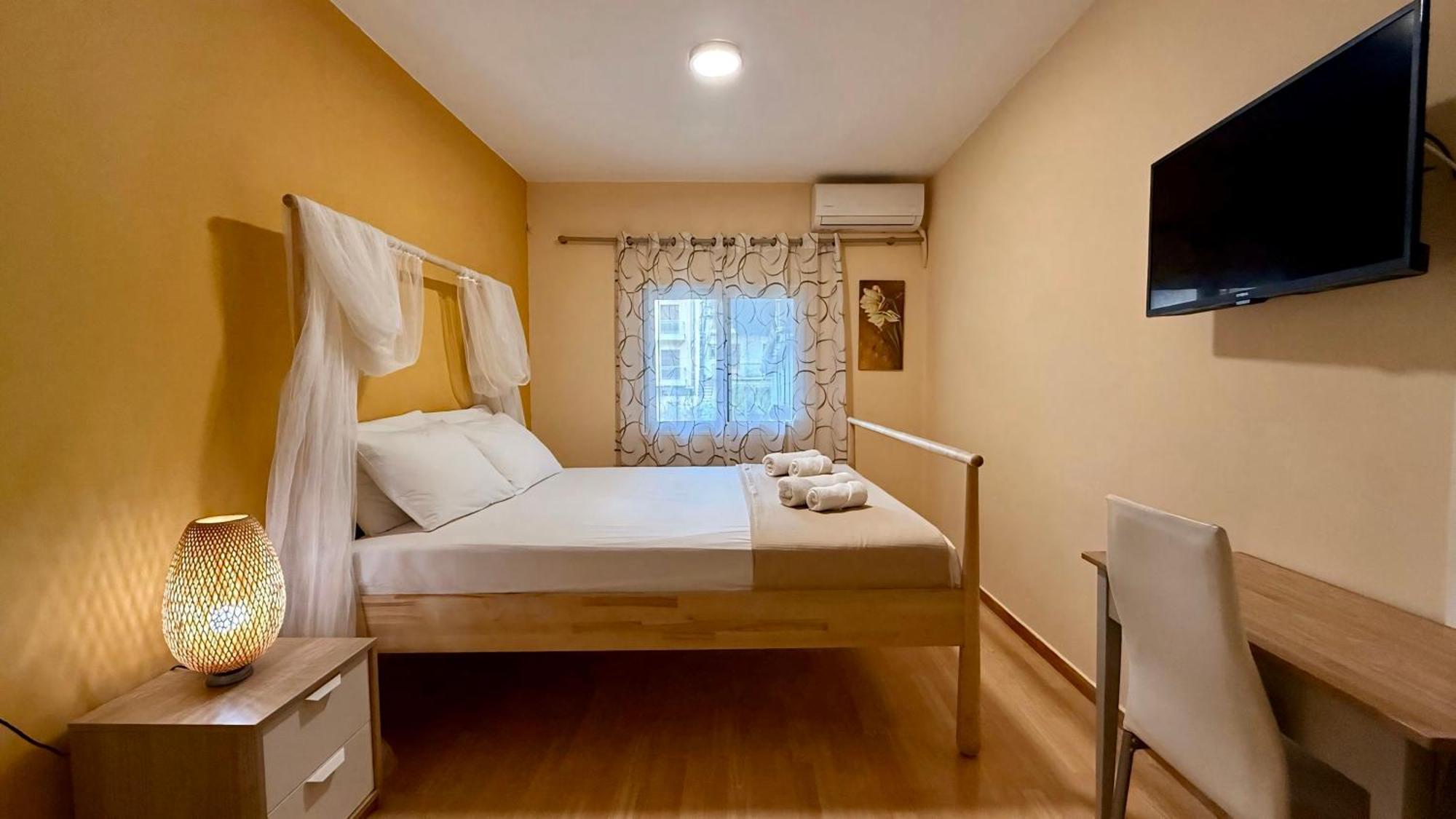 Byron Urban Apartment Kalamata Luaran gambar